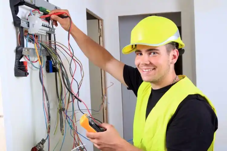 elektricien Altforst